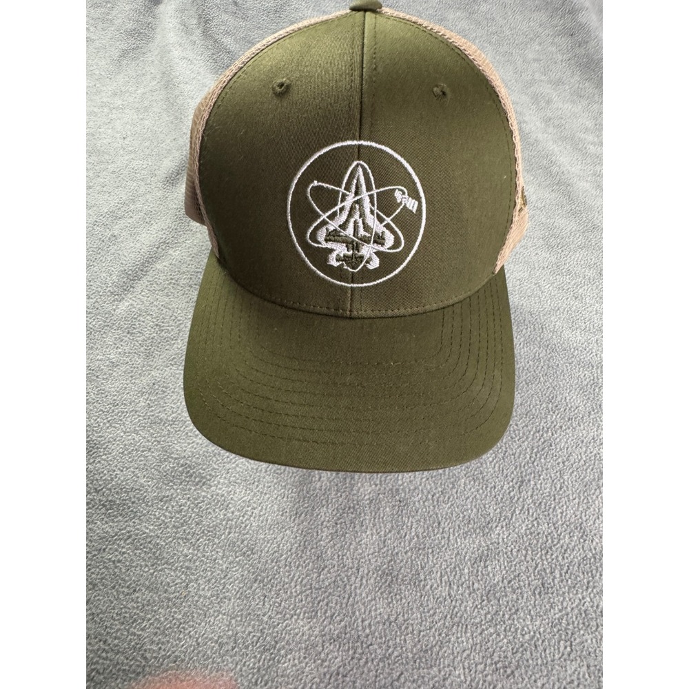 SUEG Space Shuttle Atom Graphic Trucker Hat Olive Green Tan Snapback‎ Cap